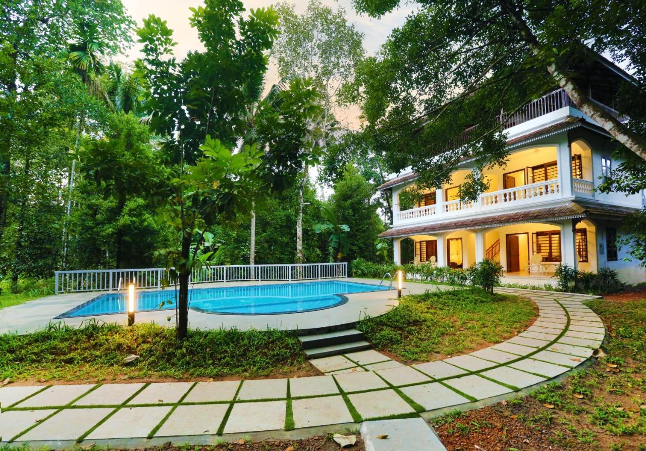 Once Upon The River, Aluva - Near Cochin International Airport Коччи Экстерьер фото